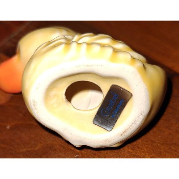 Vintage Tiny Goebel Duckling Figurine West Germany 2.5" Yellow Farm Country - Picture 4 of 6